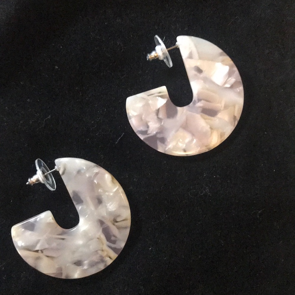Loft Acrylic Hoops